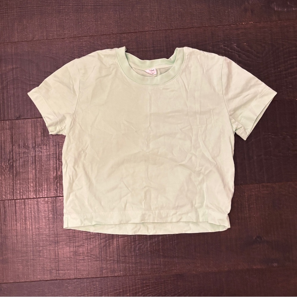Mint green Wilfred aritzia tee shirt